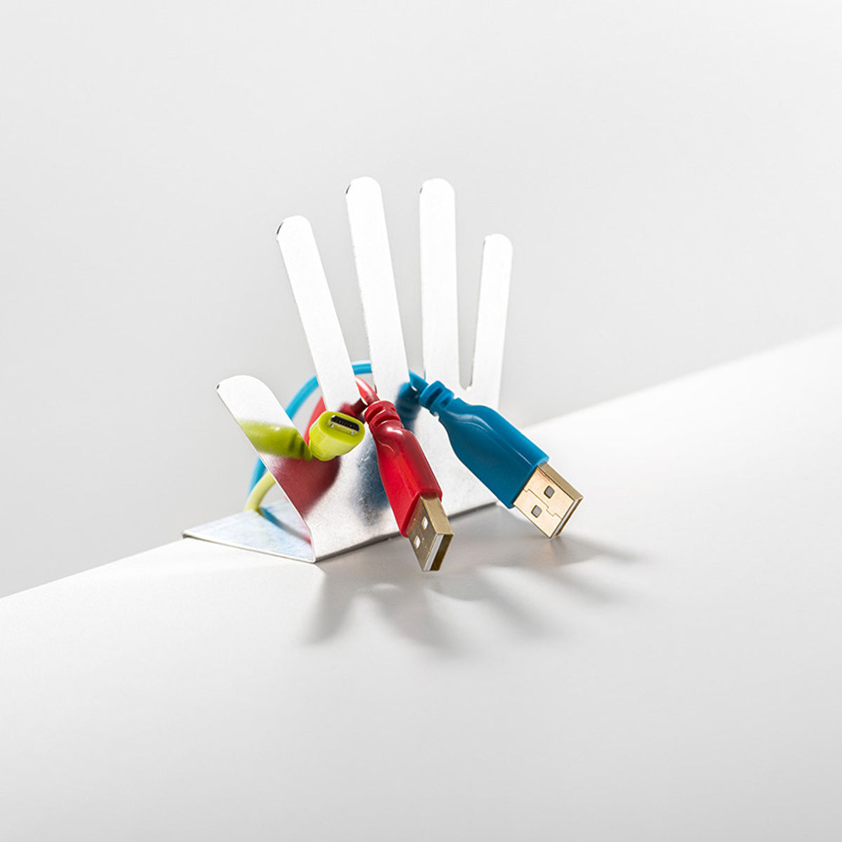moll Cable Butler for Cord Management, with Cables