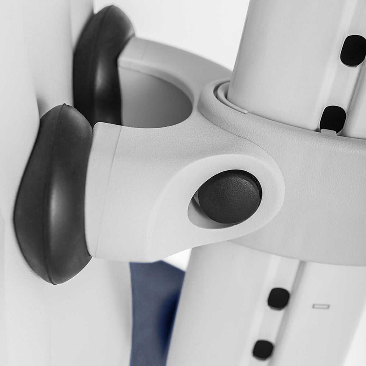 moll Maximo Adjustable Chair, Chair Mechanisms