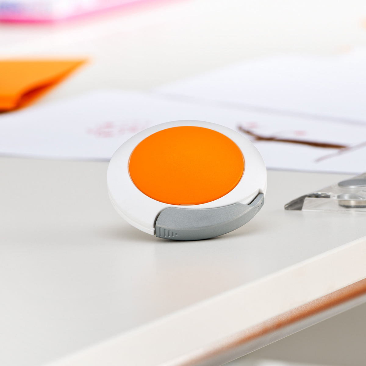 moll Champion Desk - Left Up, Yo-Yo Style Pulley