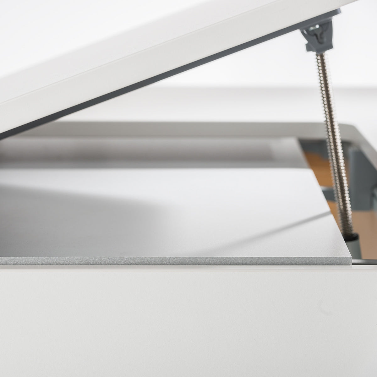 moll Champion Desk - Left Up, Tilting Surface